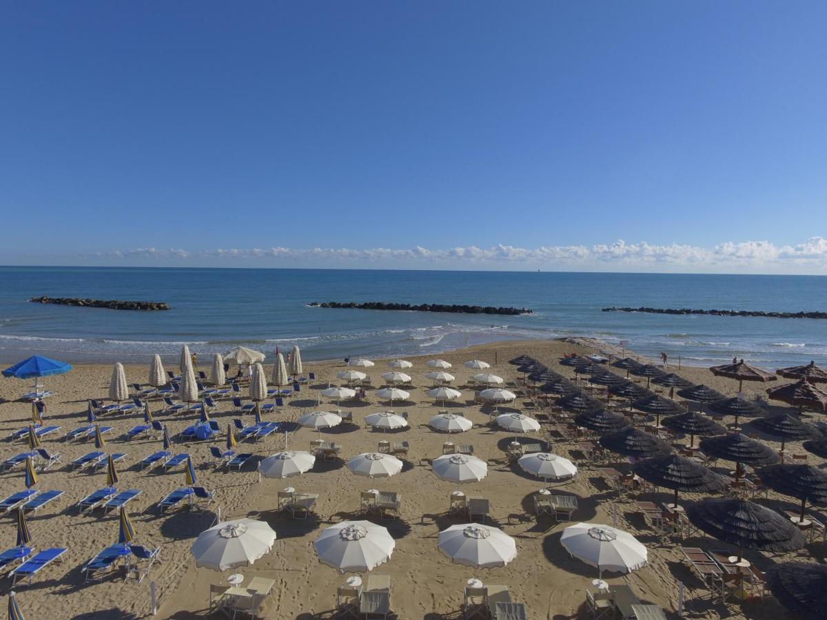 Hotel Diamante Francavilla Al Mare Bagian luar foto